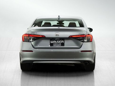 Used 2023 Honda Civic Sport image 5