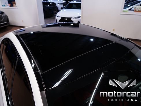 Used 2023 Mercedes-Benz C 300 4MATIC Sedan w/ AMG Line w/ Night Package image 15