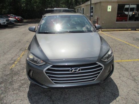 Used 2017 Hyundai Elantra Value Edition FWD image 7