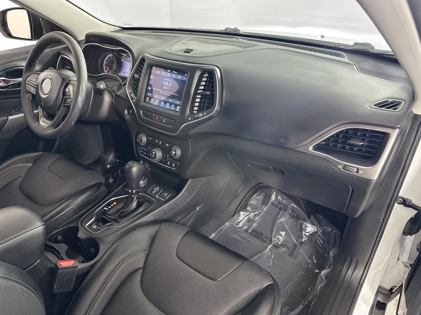 Used 2022 Jeep Cherokee Latitude Lux AWD/4WD image 27