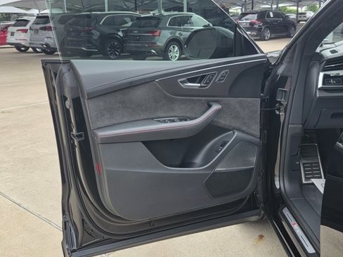 Used 2022 Audi RS Q8 w/ Carbon Optic Package AWD/4WD image 12