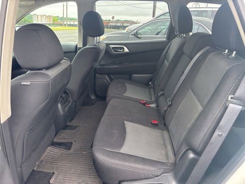 Used 2017 Nissan Pathfinder S FWD image 7