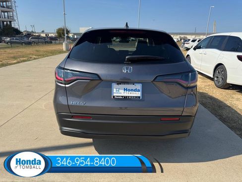 New 2026 Honda HR-V LX image 5