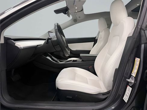 Used 2018 Tesla Model 3 Long Range AWD/4WD image 11