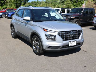 Used 2022 Hyundai Venue SEL