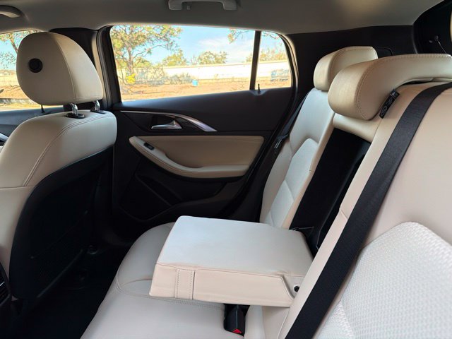 Used 2019 INFINITI QX30 FWD image 32