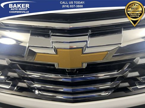 Used 2025 Chevrolet Equinox LT image 30