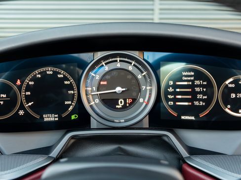 Certified 2021 Porsche 911 Carrera image 27