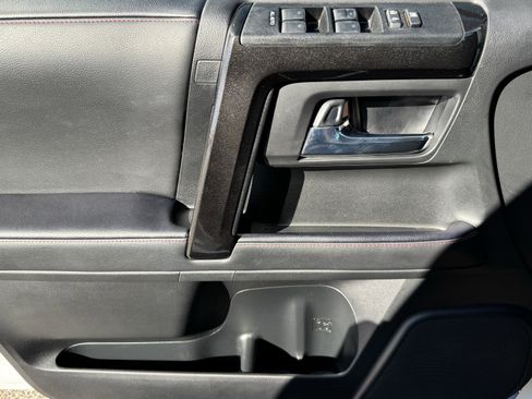 Used 2023 Toyota 4Runner TRD Off-Road Premium image 13