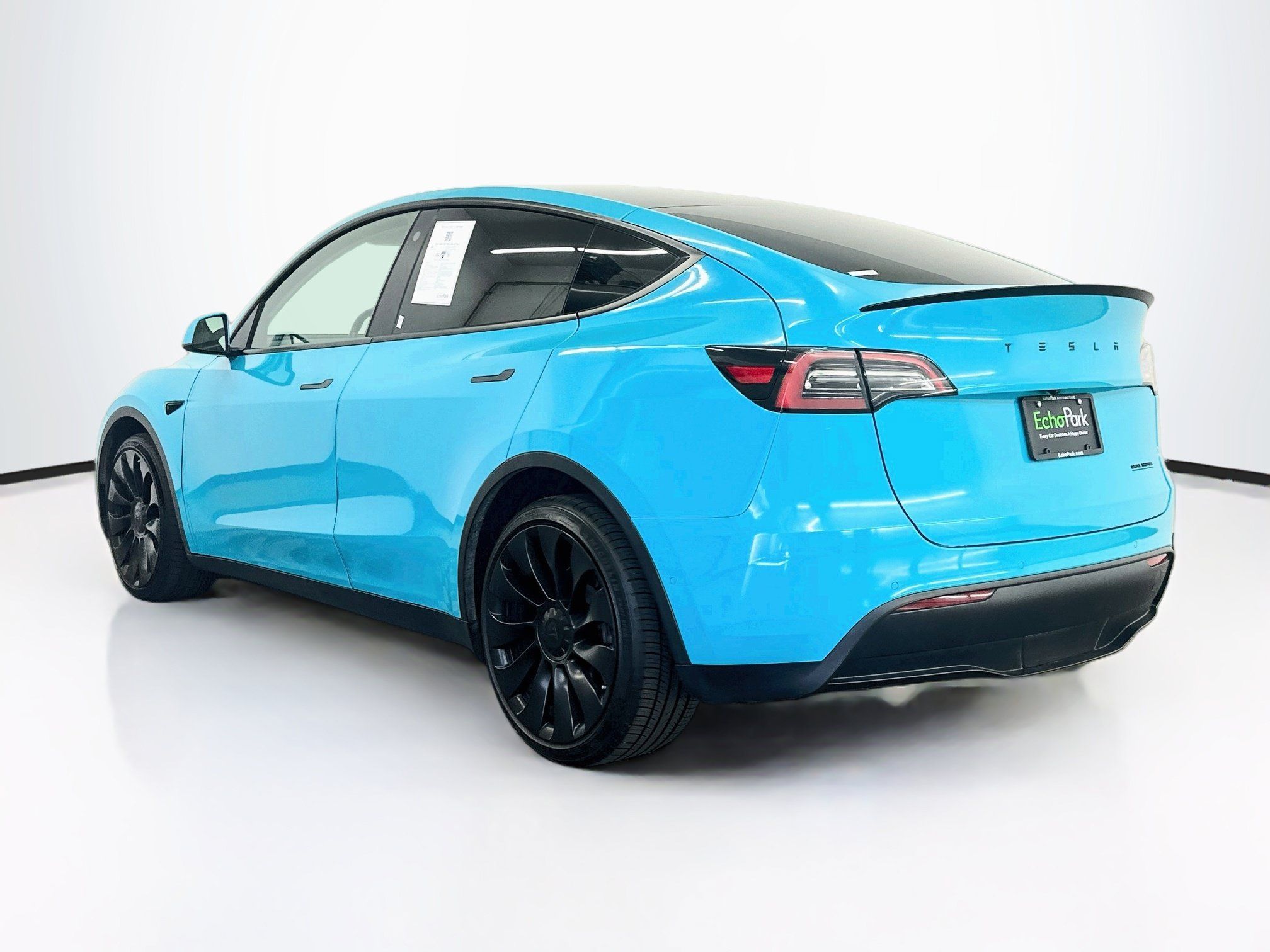Used 2022 Tesla Model Y Long Range AWD/4WD image 5