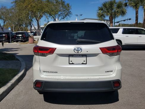 Used 2019 Toyota Highlander Limited image 4