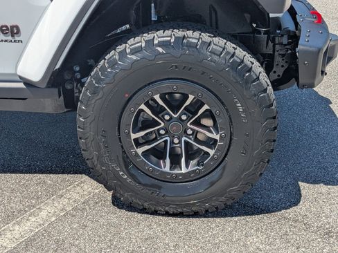 New 2026 Jeep Wrangler Unlimited Rubicon image 10