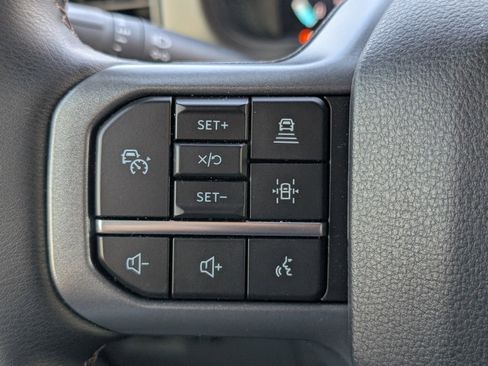 Used 2025 Ford F150 Lariat w/ Equipment Group 502A High image 19