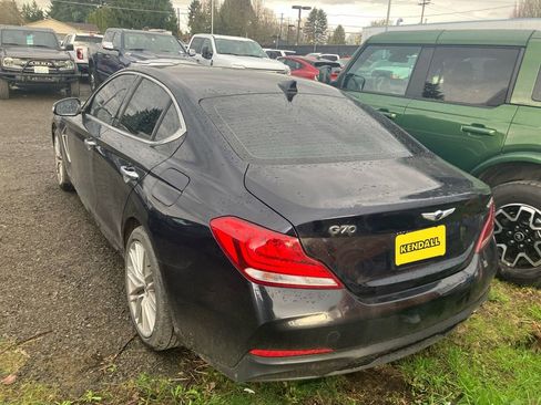 Used 2020 Genesis G70 2.0T image 11