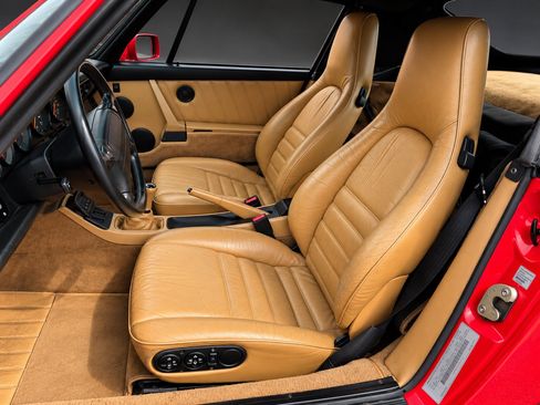 Used 1990 Porsche 911 Carrera image 7