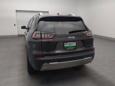 Used 2019 Jeep Cherokee Limited FWD image 6