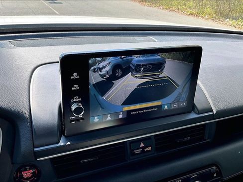 Certified 2025 Honda Pilot EX-L image 11