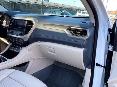 Used 2022 GMC Acadia Denali w/ Denali Ultimate Package image 19