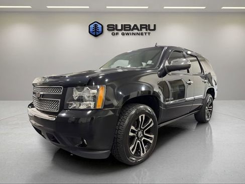 Used 2011 Chevrolet Tahoe LTZ AWD/4WD image 6