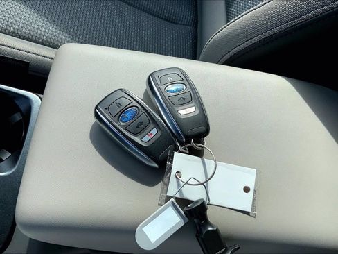 Used 2026 Subaru Forester Premium AWD/4WD image 34