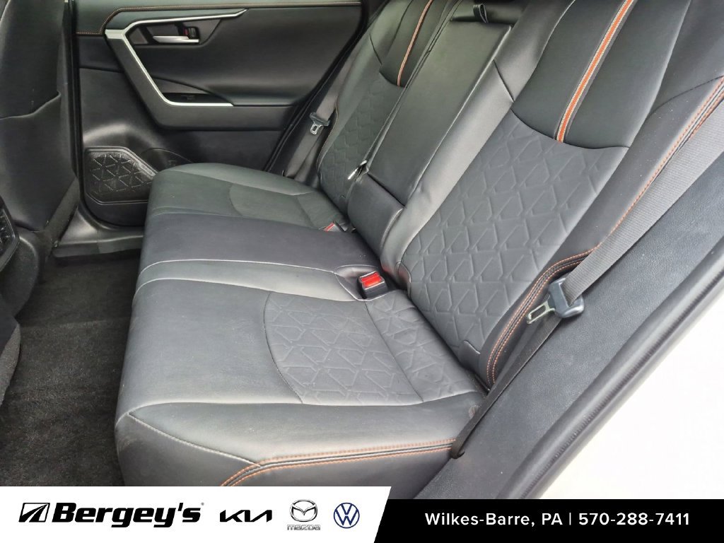 Used 2024 Toyota RAV4 Adventure AWD/4WD image 31