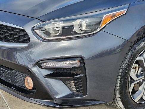 Certified 2021 Kia Forte LXS image 9