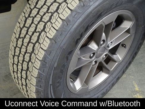 Used 2017 Jeep Wrangler 75th Anniversary image 32