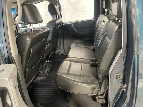 Used 2006 Nissan Titan LE w/ (R02) LE Off-Road Pkg image 28