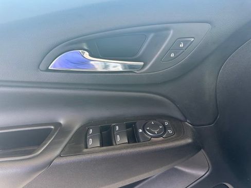 Used 2024 Chevrolet Equinox LT AWD/4WD image 26