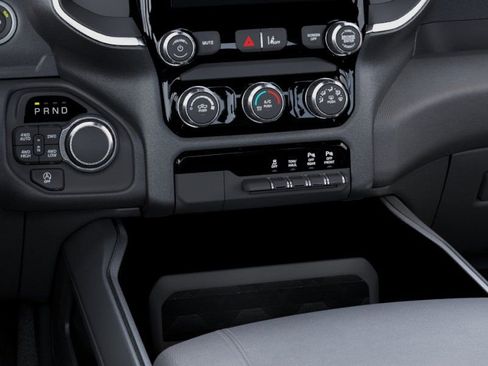 New 2026 RAM 1500 4x4 Crew Cab image 24