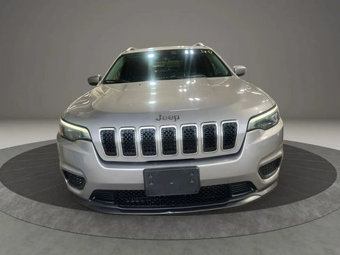 Used 2020 Jeep Cherokee Latitude AWD/4WD image 2