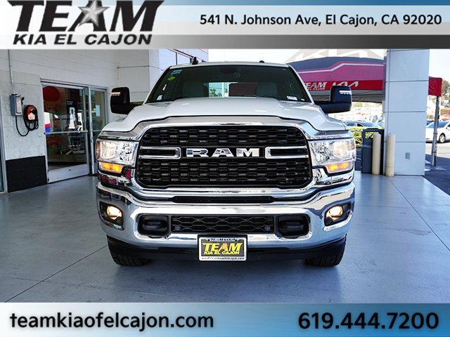 Used 2024 RAM 2500 Big Horn w/ Off Road Package AWD/4WD image 4