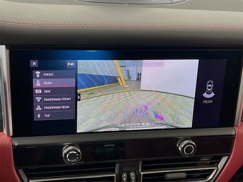 Used 2022 Porsche Macan GTS image 14