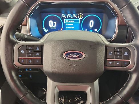 Used 2022 Ford F150 Lariat w/ Equipment Group 502A High image 11