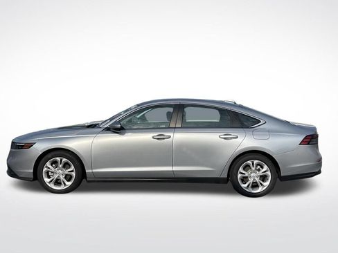 Used 2025 Honda Accord LX image 2