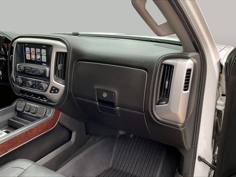Used 2018 GMC Sierra 1500 SLT w/ SLT Premium Package AWD/4WD image 18