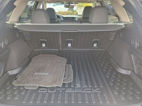 Certified 2024 Subaru Outback Onyx Edition w/ Popular Package #2 image 18