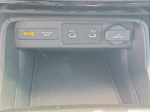 Certified 2025 Honda Civic Sport image 27