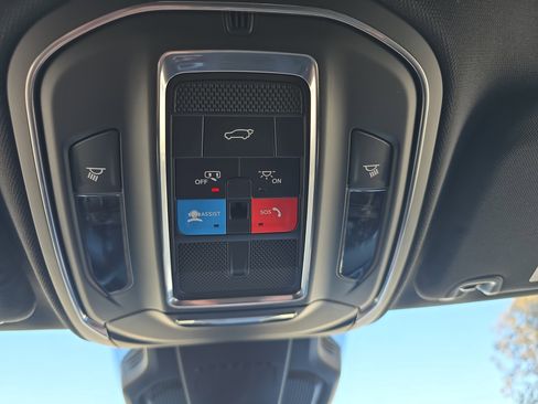 New 2026 Jeep Cherokee Limited image 38