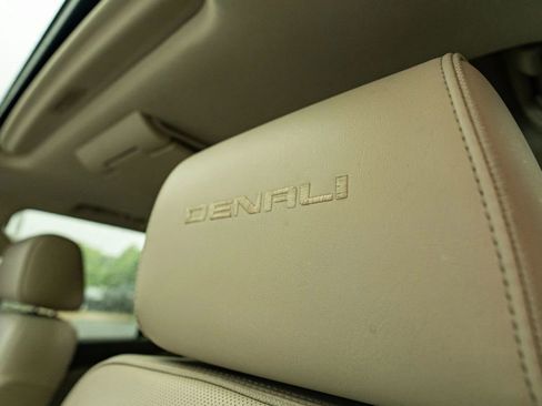 Used 2016 GMC Yukon Denali w/ Open Road Package AWD/4WD image 41
