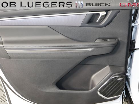 New 2026 Buick Enclave Sport Touring w/ Power Package FWD image 11