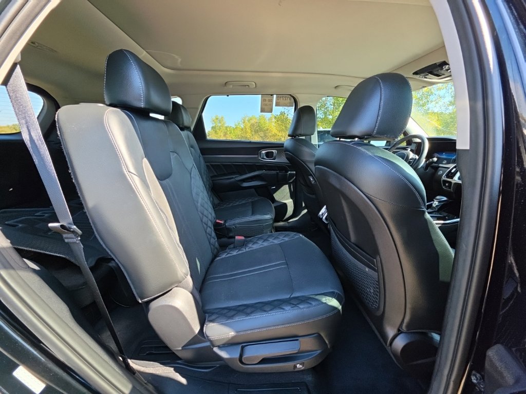 Used 2022 Kia Sorento SX AWD/4WD image 5