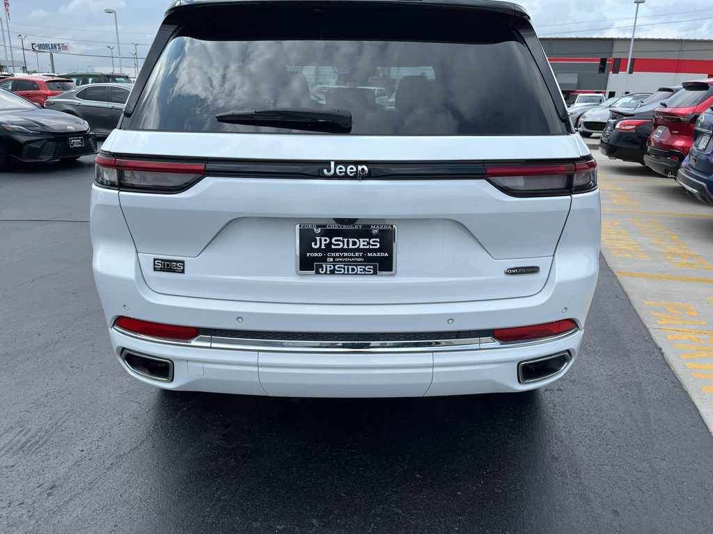 Used 2023 Jeep Grand Cherokee Overland RWD image 9