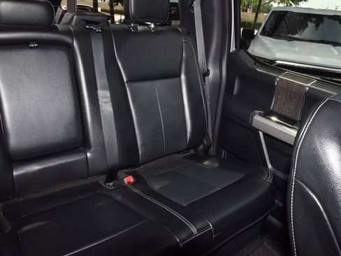 Used 2021 Ford F250 Lariat w/ Lariat Ultimate Package AWD/4WD image 21