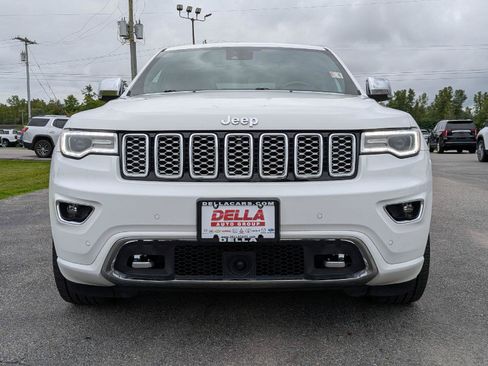 Used 2019 Jeep Grand Cherokee Overland AWD/4WD image 2
