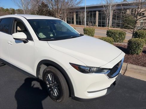 Used 2017 MAZDA CX-5 Touring w/ I-ACTIVSENSE Package image 4