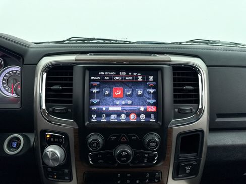 Used 2016 RAM 1500 Laramie w/ Convenience Group image 18