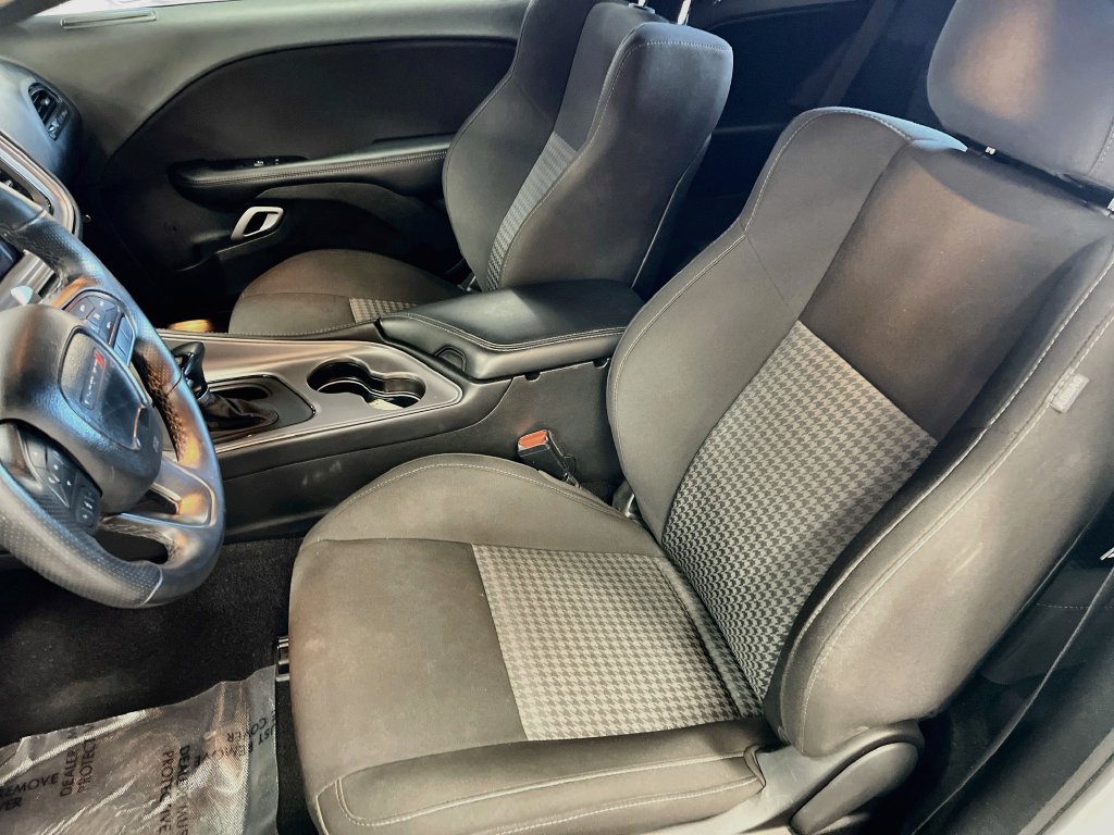 Used 2023 Dodge Challenger R/T w/ Blacktop Package RWD image 21