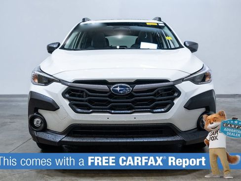 Used 2024 Subaru Crosstrek 2.0i Premium image 2