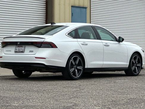 Used 2024 Honda Accord Sport image 6